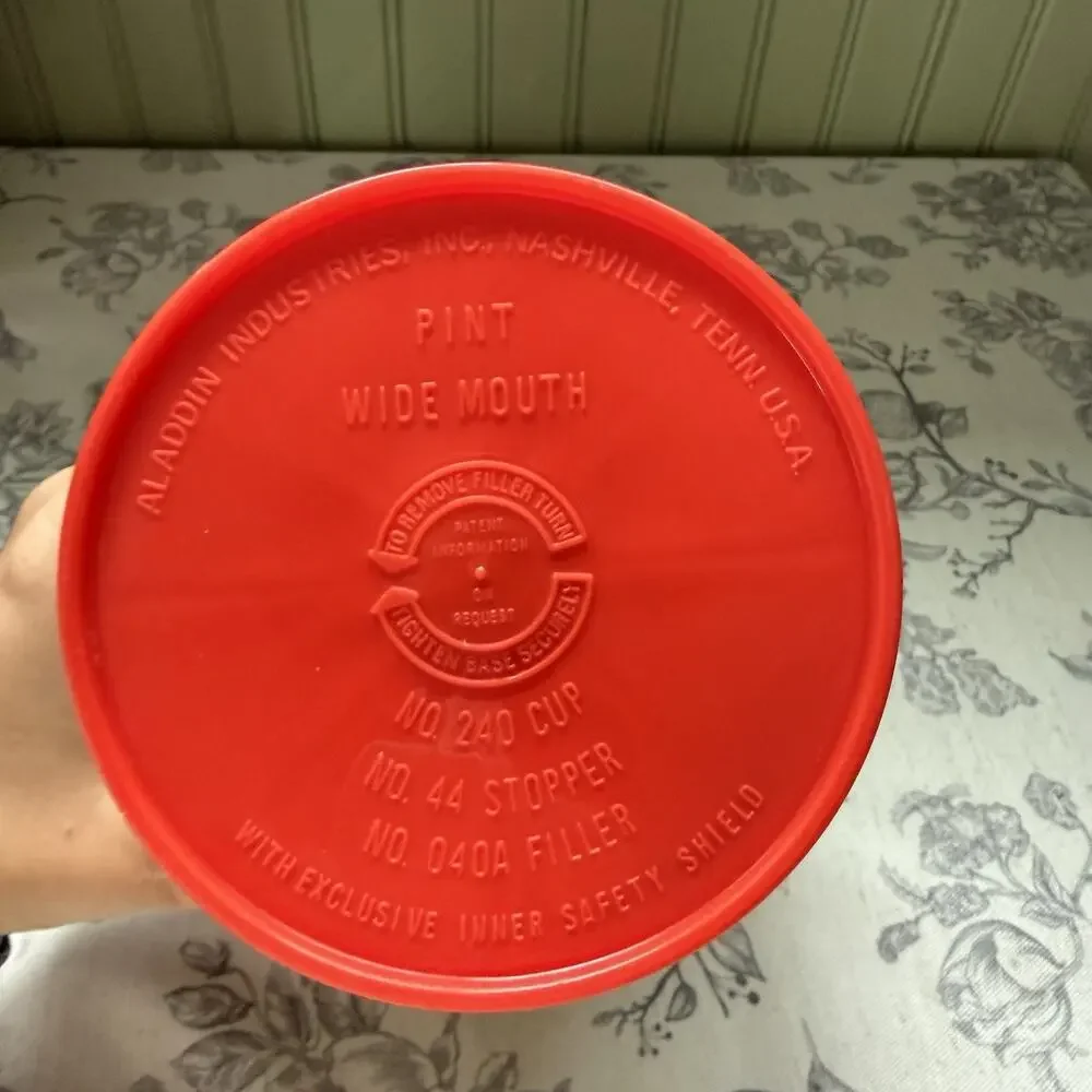 Vtg 70s Aladdin Red Wide Mouth Pint 16 Oz Thermos MCM Retro Geometric Stopper